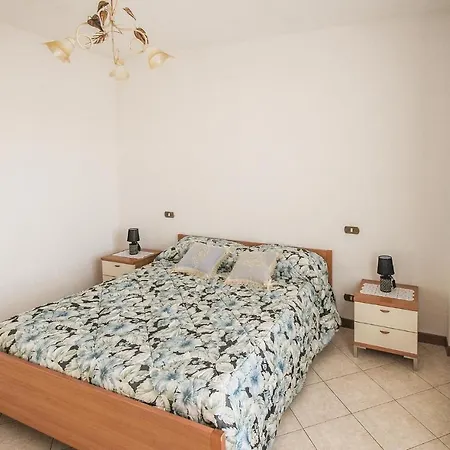 Casa Giovanni بيت للعطل